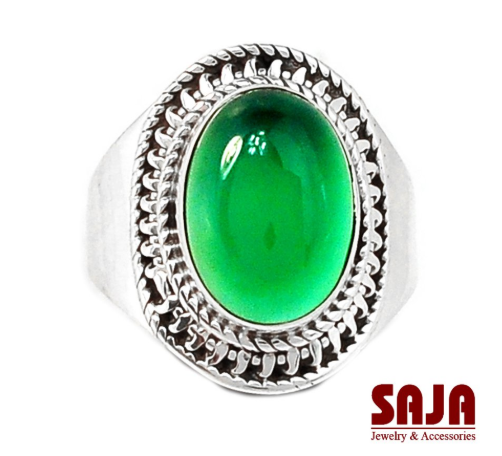 Chọn trang sức đá quý cho người sinh tháng 2