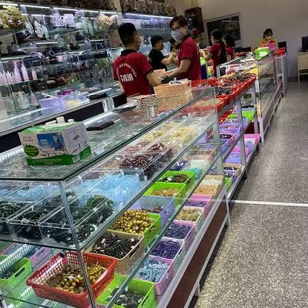 Vì sao các cửa hàng trang sức nên nhập sỉ đá quý tự nhiên thay vì đá nhân tạo?