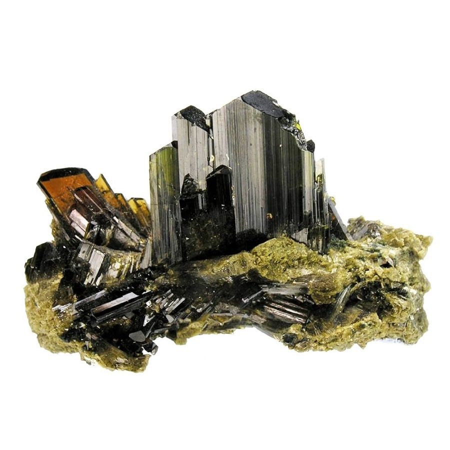 Trang sức đá Epidote – Vẻ đẹp chữa lành từ lòng đất sâu