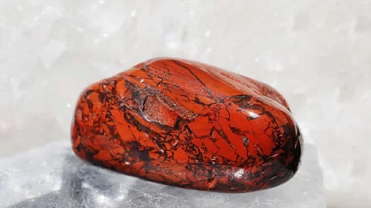 Xưởng chế tác vòng đá jasper tự nhiên