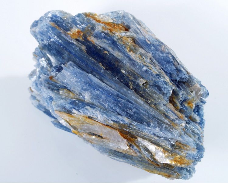 Nguồn gốc hình thành đá kyanite - Trang sức từ đá kyanite