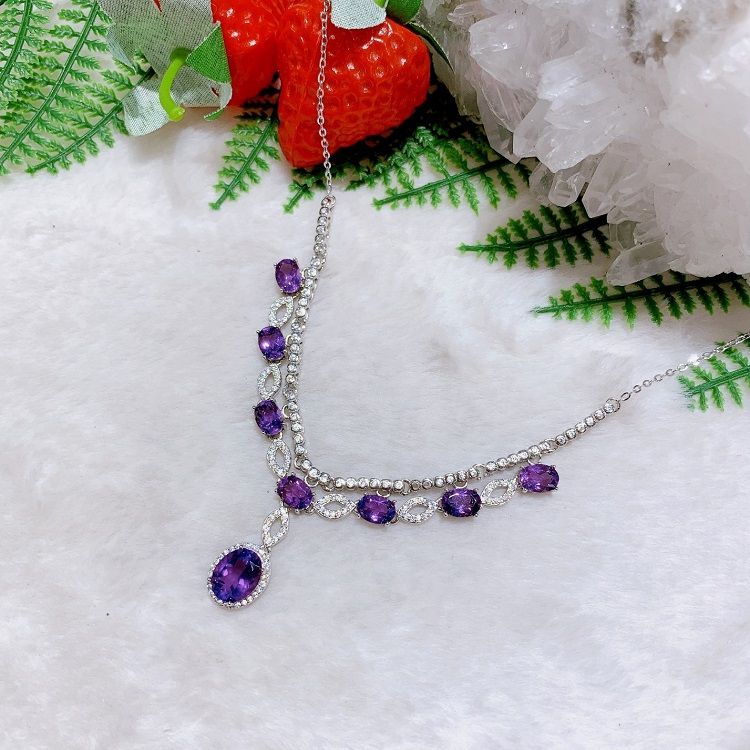 Trang sức bạc đá amethyst sở hữu sức hút nổi bật trên thị trường