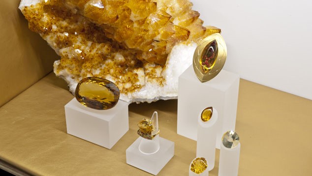 Phân biệt đá Citrine và đá thạch anh vàng