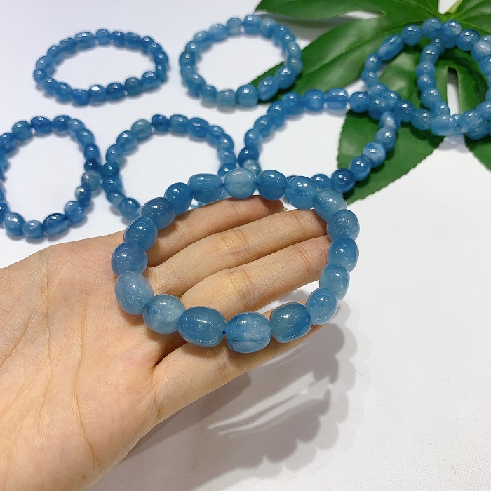 Xưởng chế tác vòng đá Aquamarine tuyệt đẹp, mẫu mã đa dạng