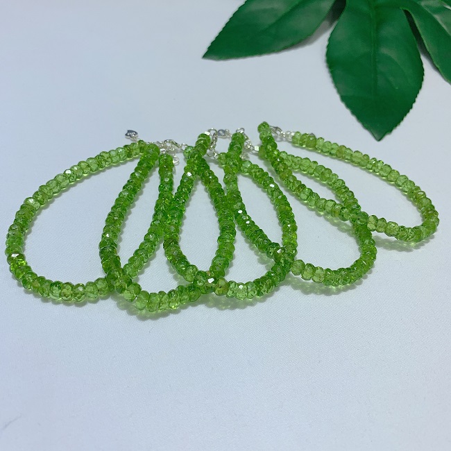 Sỉ vòng Peridot đá tự nhiên cao cấp chất lượng nổi bật