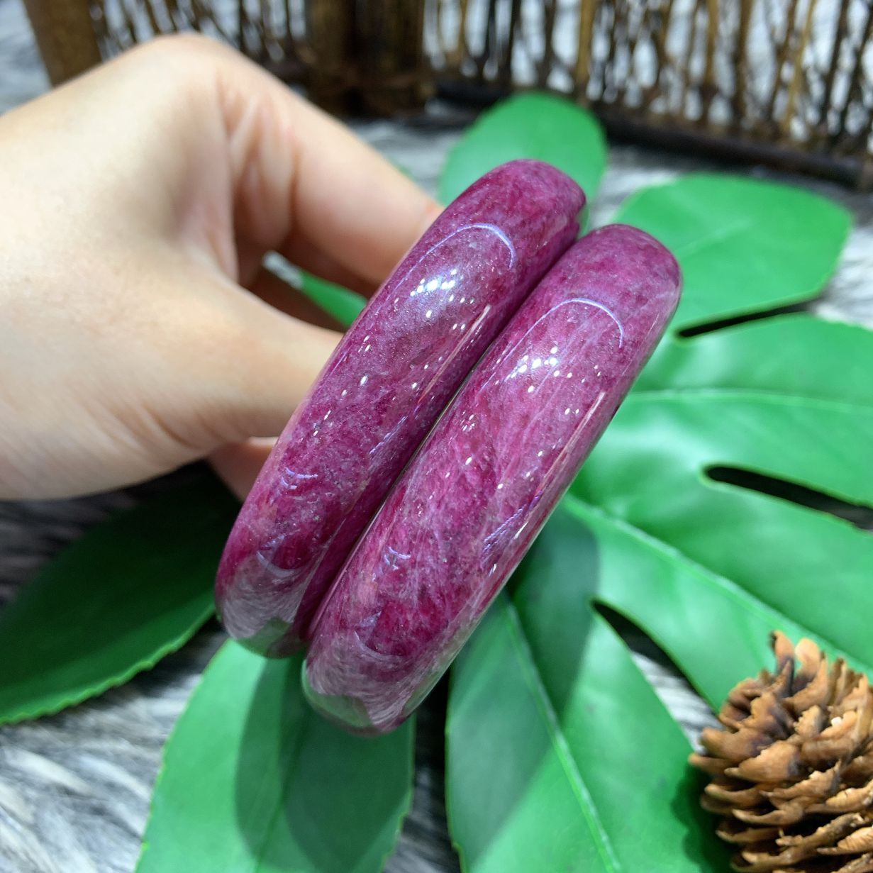 chuyen-si-vong-kieng-ruby-nam-phi-cao-cap
