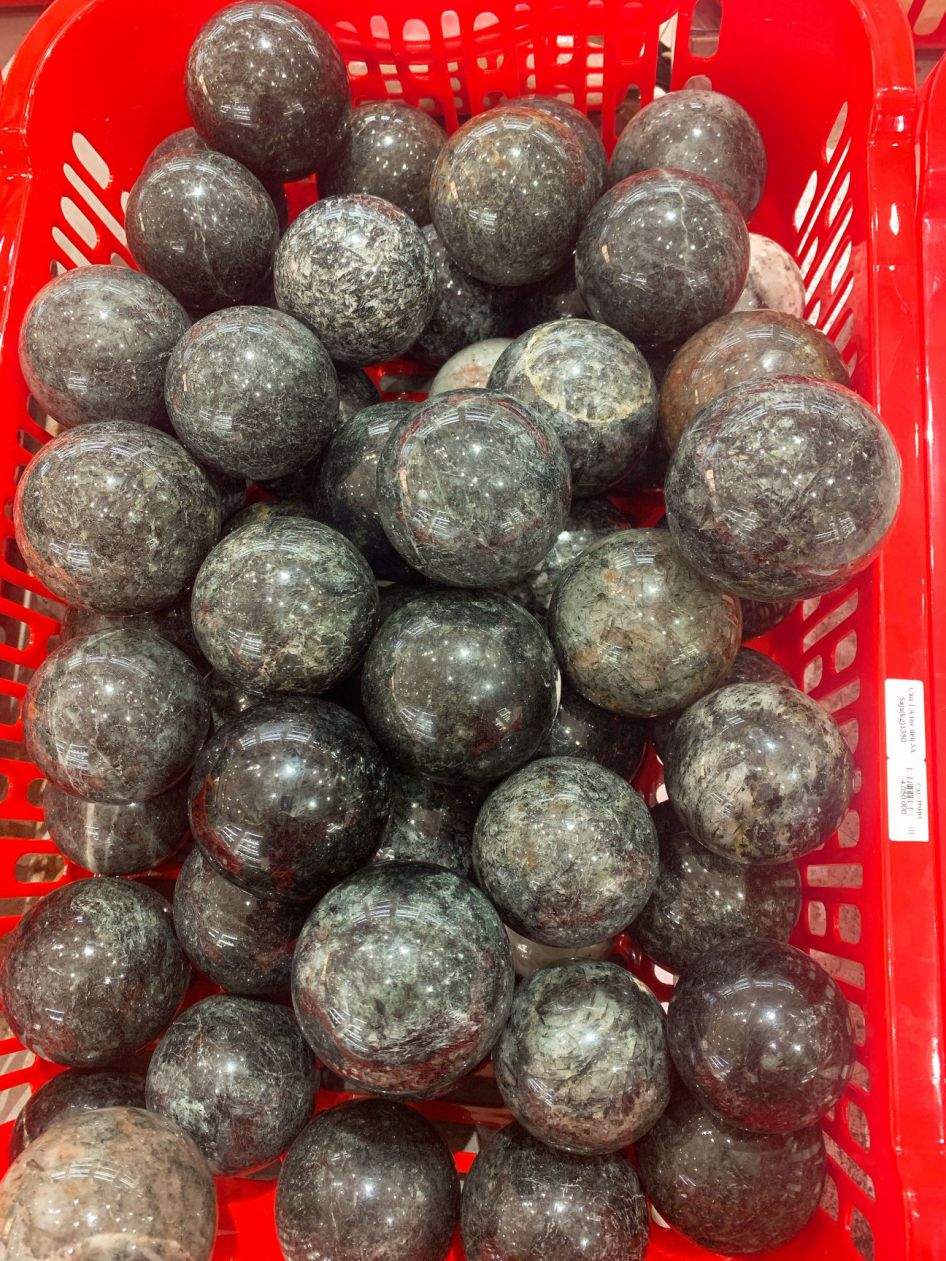 chuyen-si-cau-thach-anh-toc-den-cao-cap