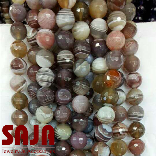 ban-si-chuoi-hat-ma-nao-botswana