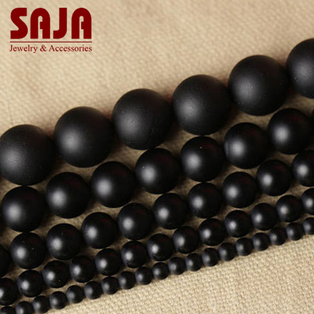 ban-si-chuoi-hat-da-onyx-den