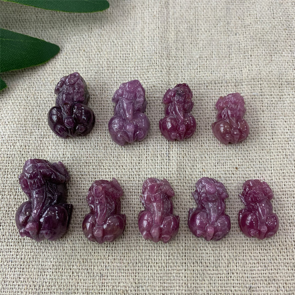 ty-huu-ruby-hoan-toan-tu-nhien-khong-xu-ly-glass-fill