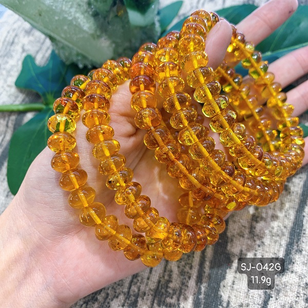 chuyen-si-vong-tay-ho-phach-baltic-cao-cap