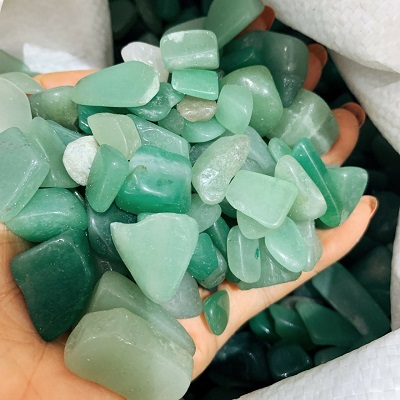 chuyen-si-soi-vun-aventurin