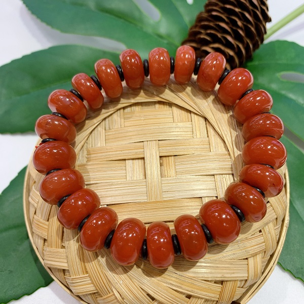 vong-chuoi-ngoc-bich-do-hat-bau-mix-phu-kien