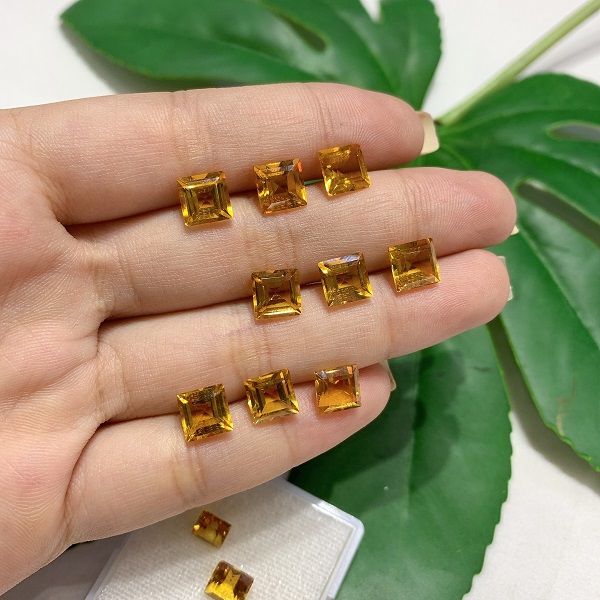 mat-da-citrine-vuong-mai-giac-5a