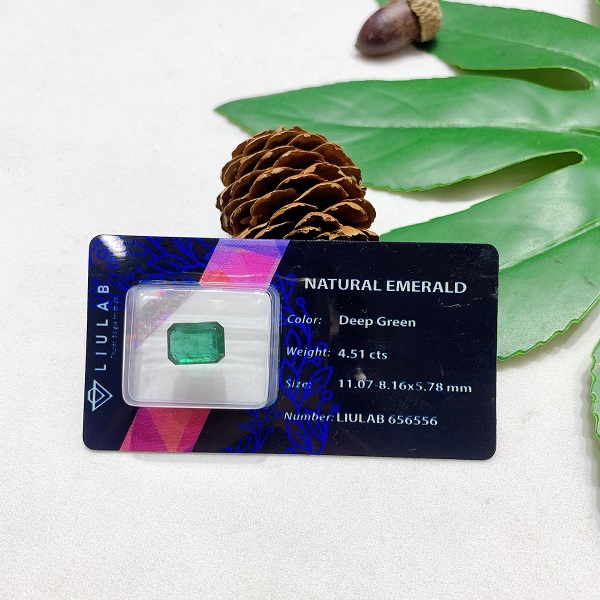 emerald-chu-nhat-5a
