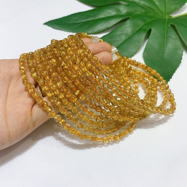 vong-chuoi-thach-anh-toc-vang-7a