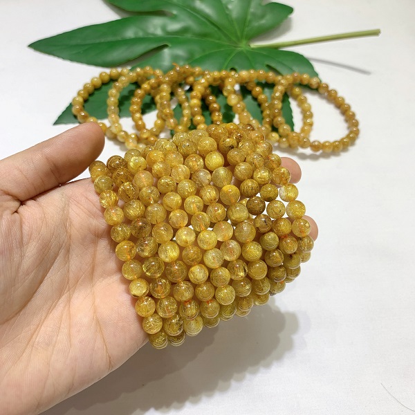 vong-da-thach-anh-toc-vang-4a