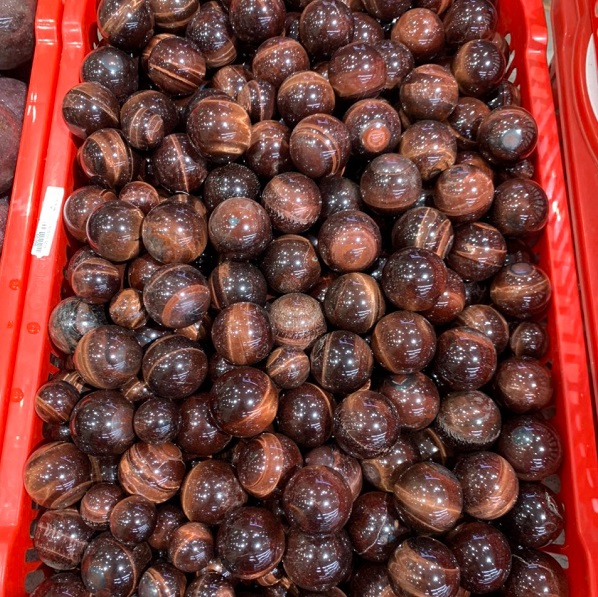 chuyen-si-bi-lan-tay-mat-ho-nau-do