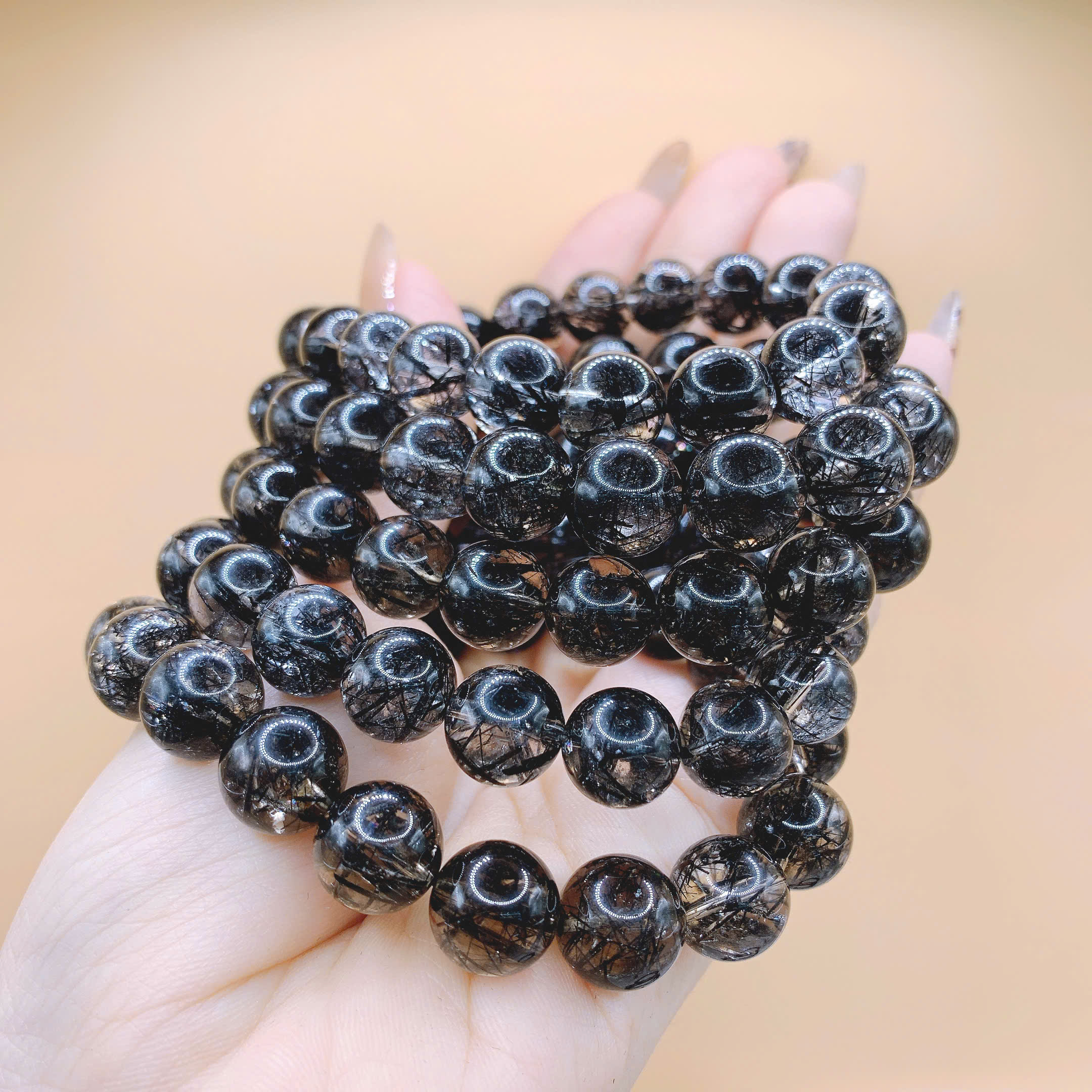 vong-chuoi-thach-anh-toc-den