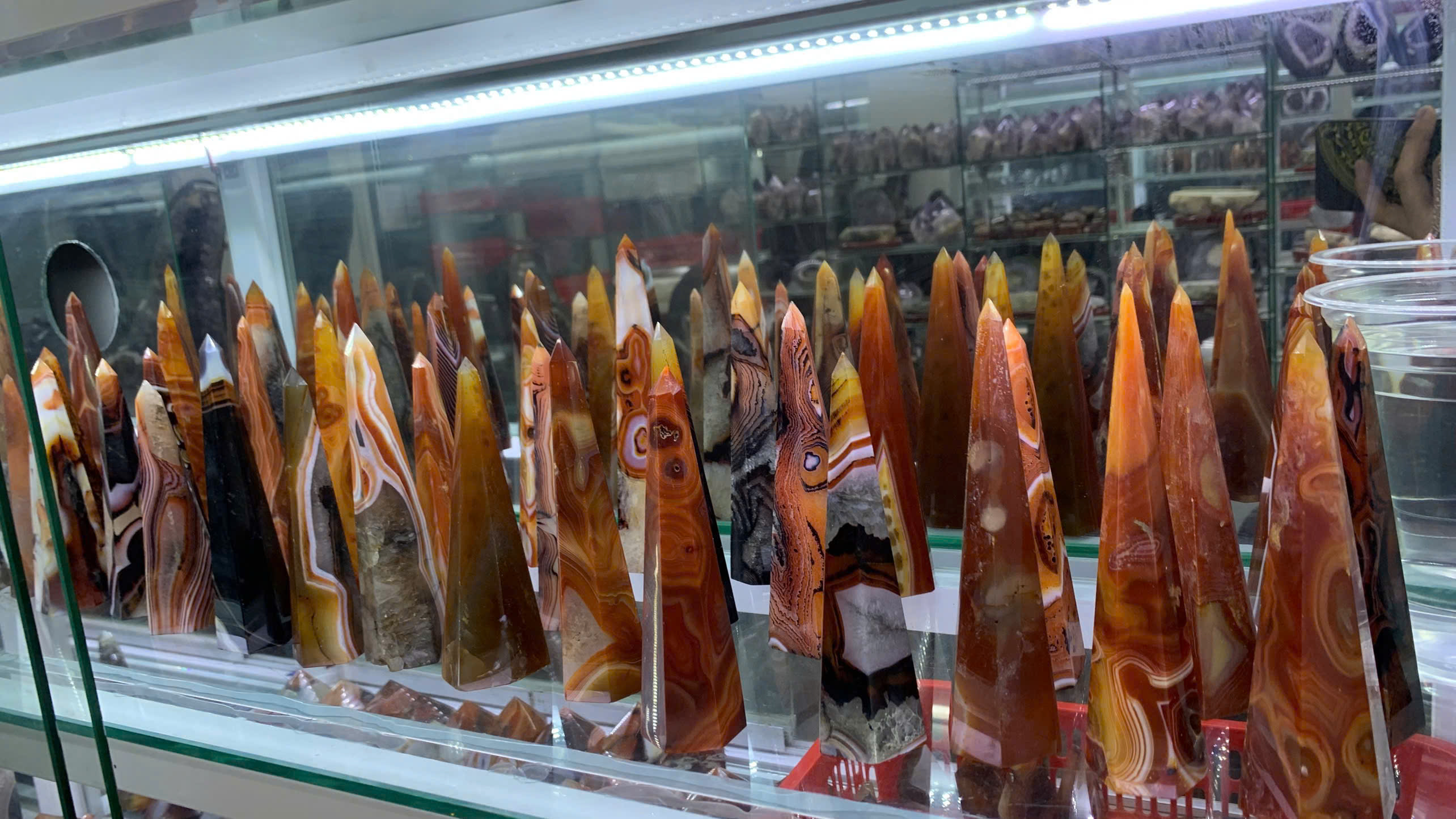 lo-thap-da-ma-nao-tu-nhien