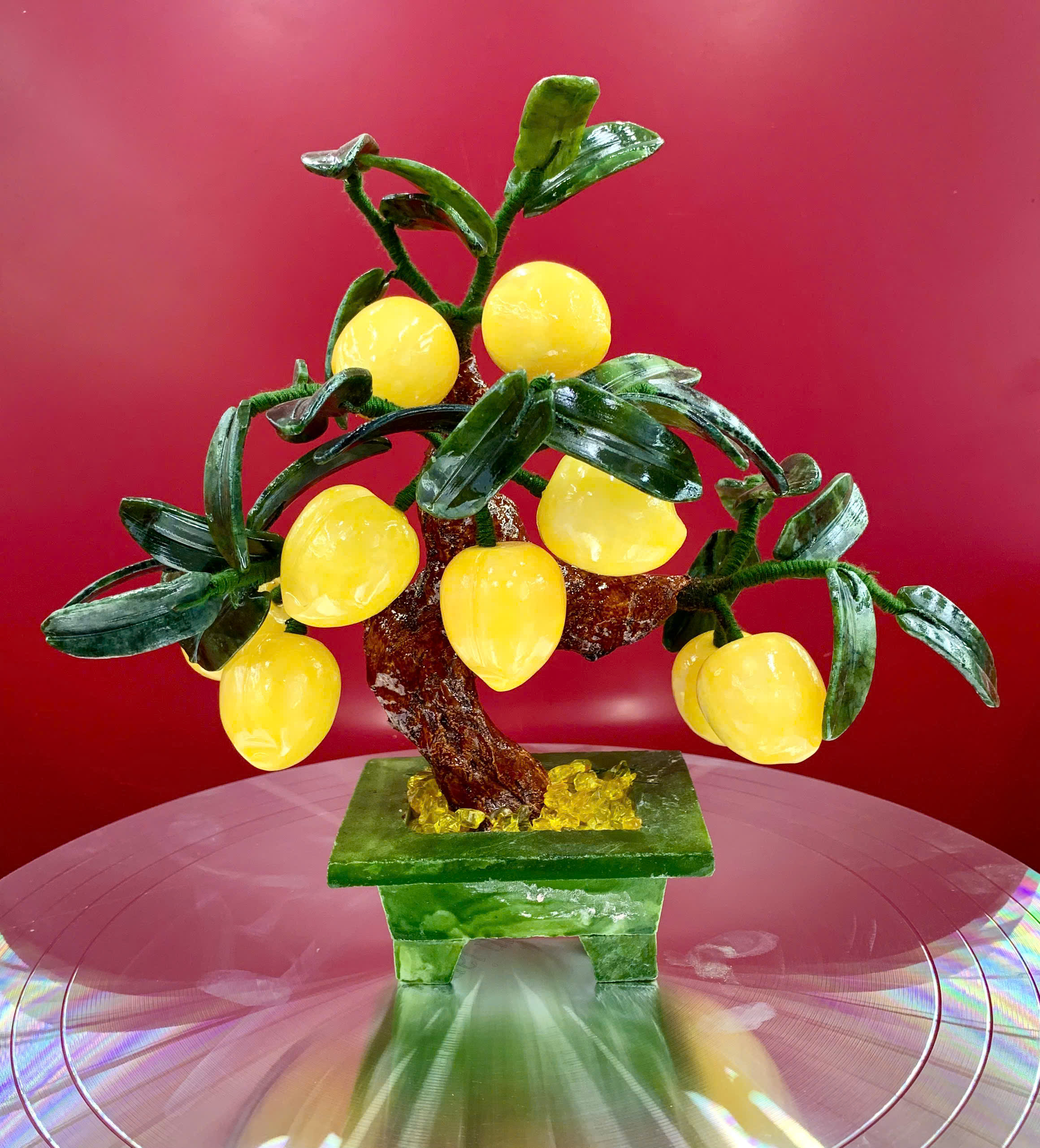 cay-dao-ngoc-hoang-long-9-qua