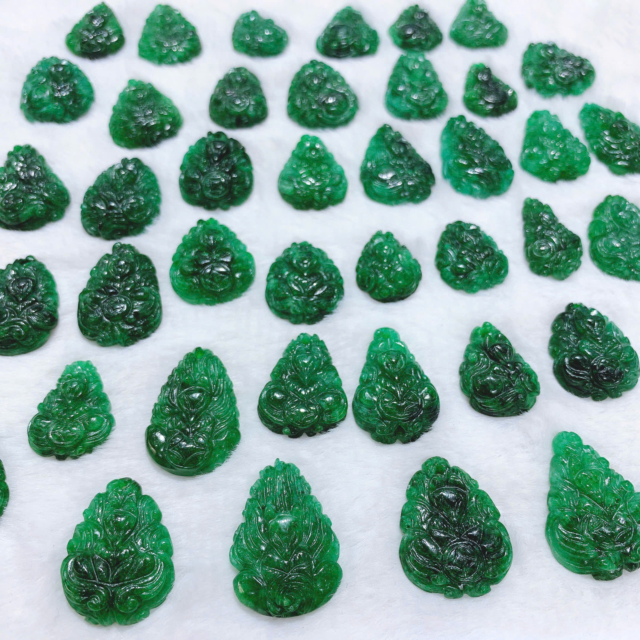 lo-mat-cham-khac-cam-thach-thien-nhien-chat-luong-cao