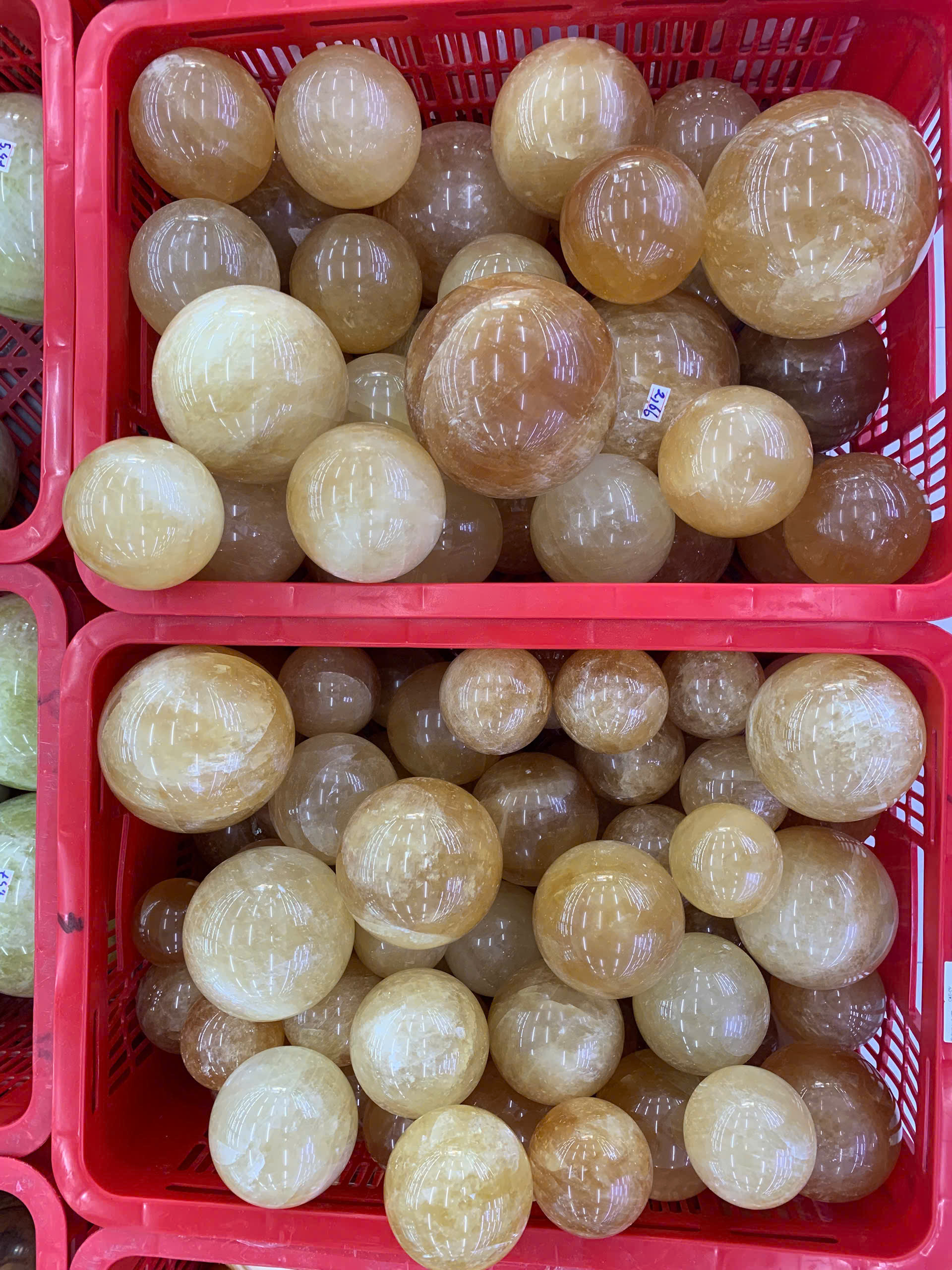 hang-moi-lo-cau-cancit-vang